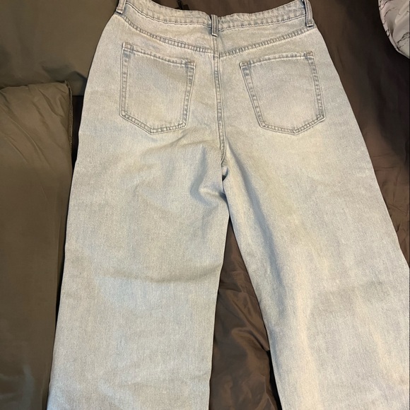 Jeans - Picture 5 of 6